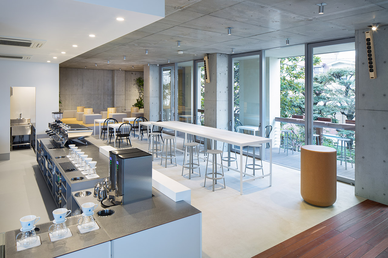 Blue Bottle Coffee Aoyama Cafe