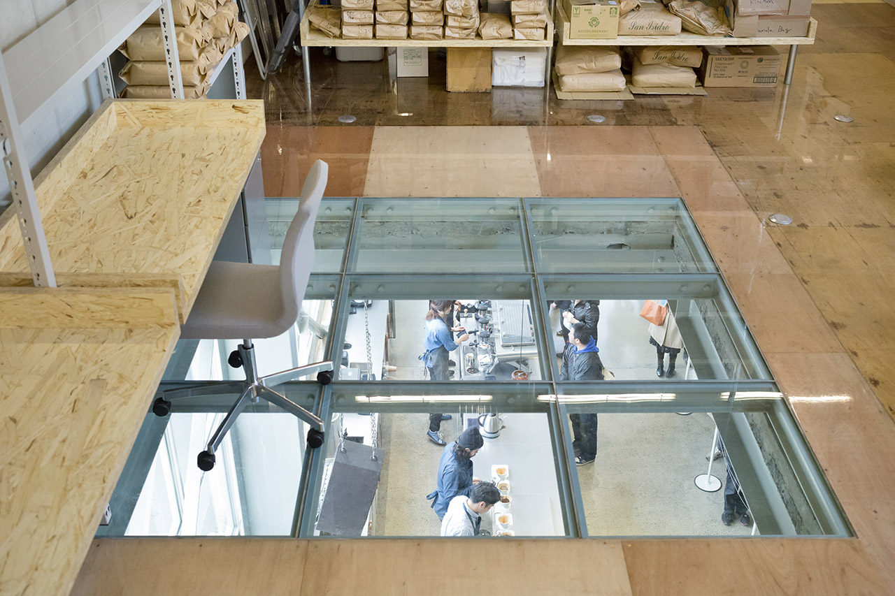 Blue Bottle Coffee Kiyosumi-Shirakawa Roastery & Cafe